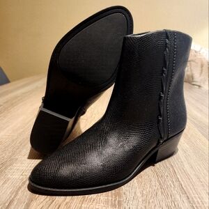 NWOT Lucky Brand Fakelle Womens Black Side Zip Boots Size 7.5